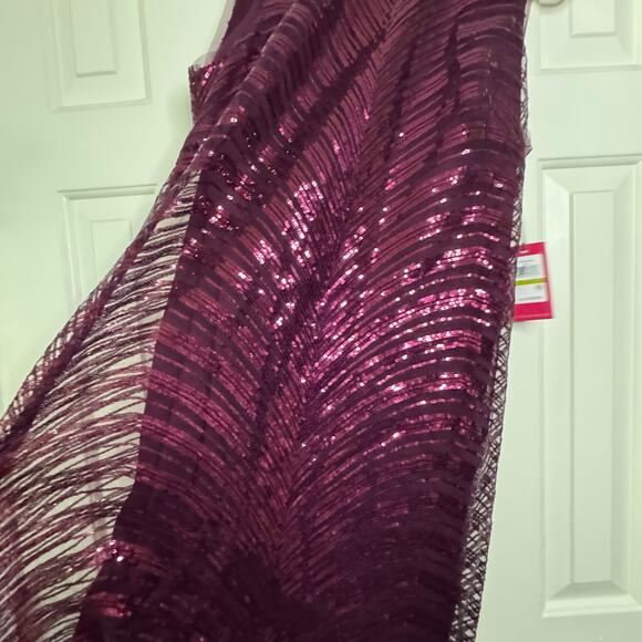 Vince Camuto Plum Purple Sequin Mini Swing Sheath Dress Sleeveless 14 NWT - Picture 4 of 9